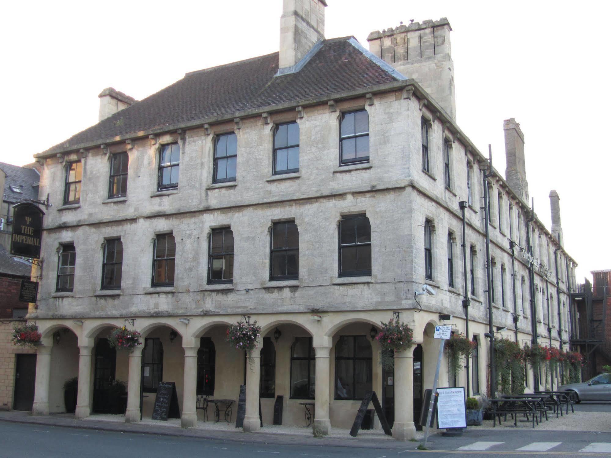 The Imperial Hotel Stroud  Exterior photo
